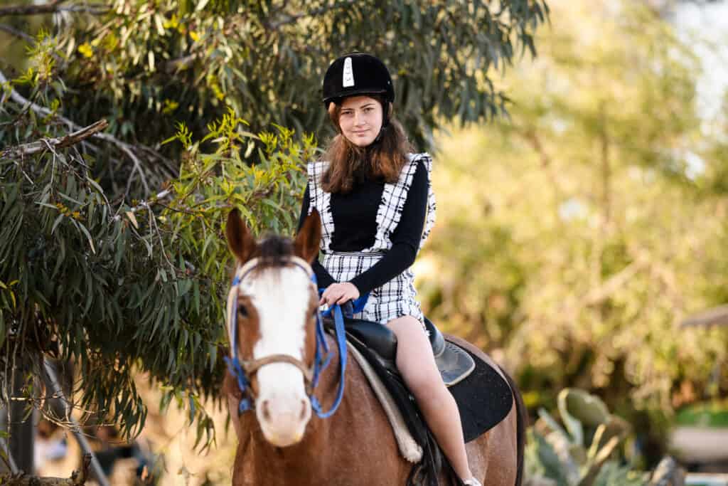 צילומי בוק בת מצווה בחוות סוסים - גבעת אולגה